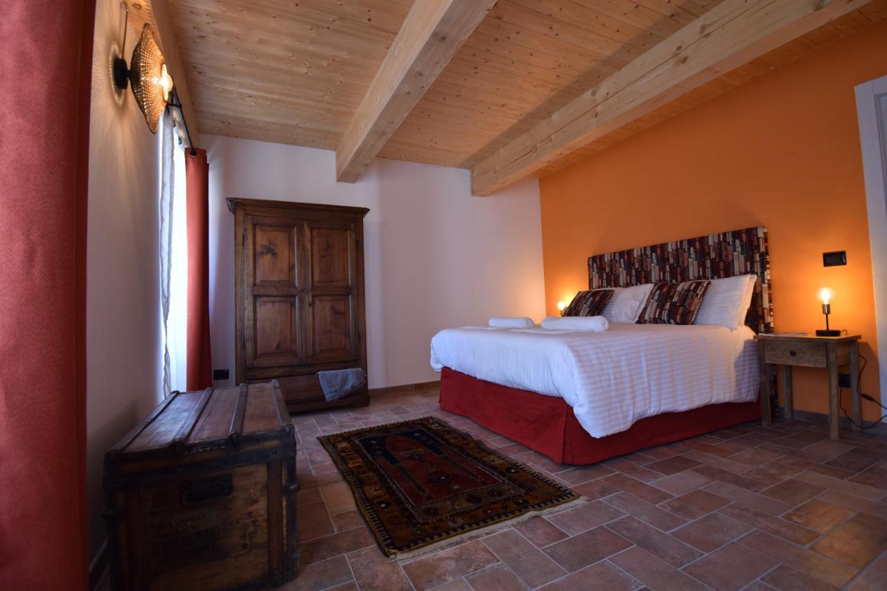 Cascina Tre Botti Hotel Agliano Terme Kültér fotó