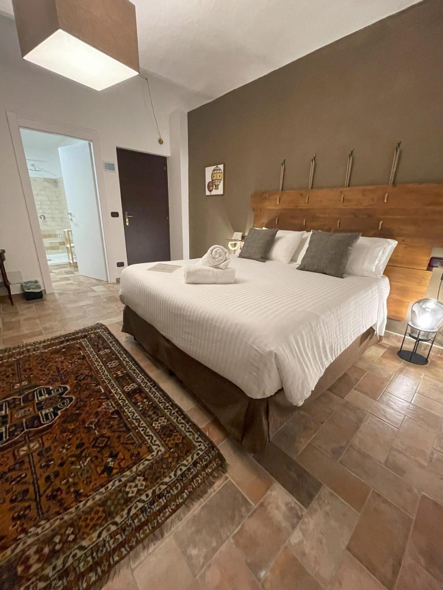 Cascina Tre Botti Hotel Agliano Terme Kültér fotó